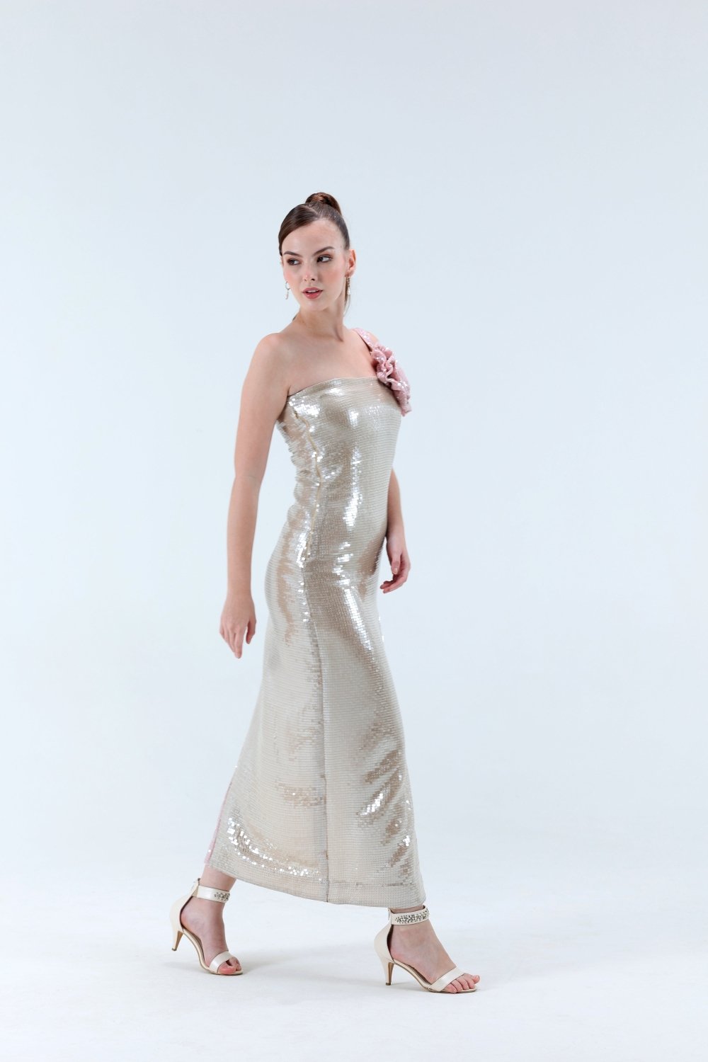 Astrid Flower Detailed Sequins Midi Dress - Xaya